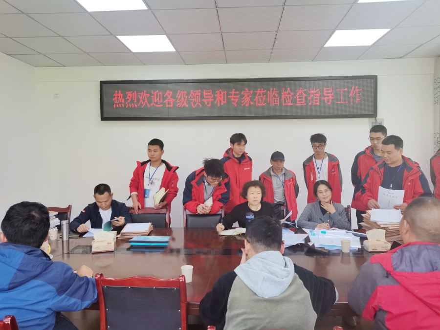 四川振通G4218线康定至新都桥高速公路SY3监理试验室顺利通过验收